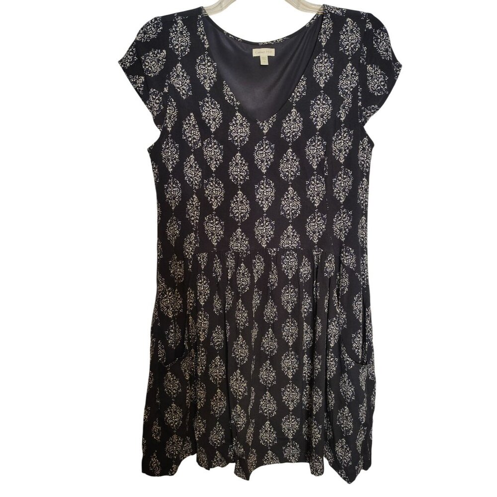 Garnett Hill Size 10 Dress Navy Blue White Decorative Print, Short Sleeve V Neck